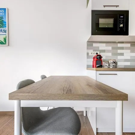 Appartement Avec Terrasse Et Acces Piscine Proche Aix-les-Bains